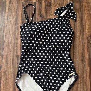 Michael Kors New Without Tags Classy one shoulder polka dot bathing suit